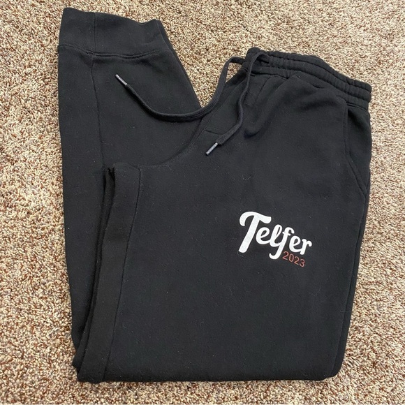 Telfer School of Management | Sweater and Pants Set | Size M | Black & Cream - Picture 8 of 13